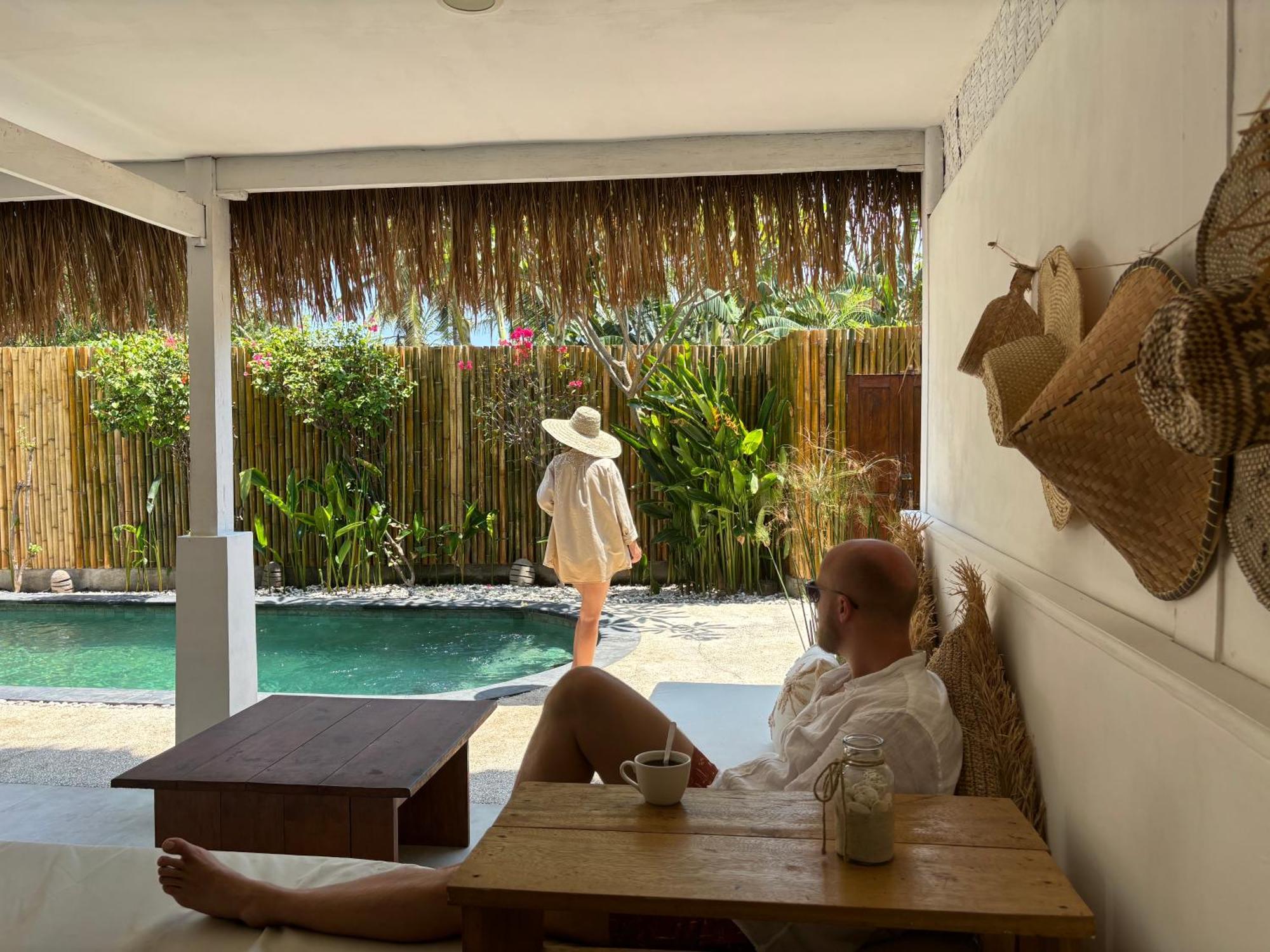 Villa Tiga กิลิไอร์ ภายนอก รูปภาพ
